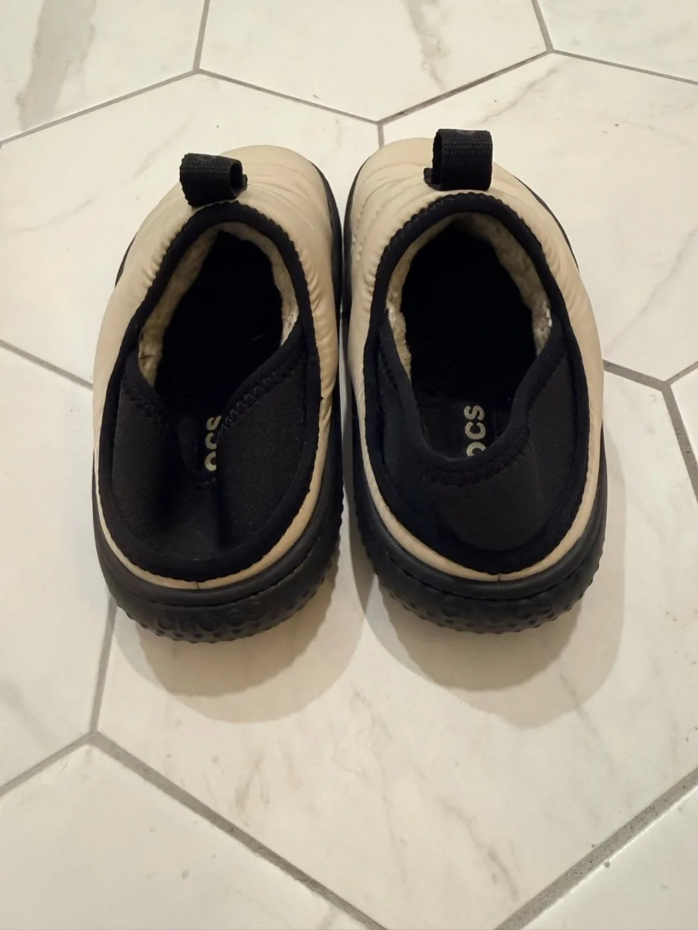 Crocs Kids Classic Puff Moc T Slip On Clogs Sherpa Lined Size 1 Warm Casual